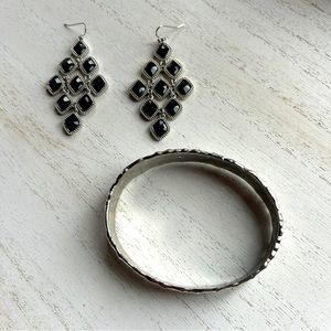 Earrings & Bangle Bracelet (Set)